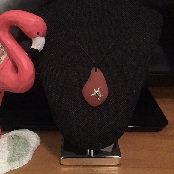 ICON Jewelry - NEW. Coastal Black & Coral/Peach Necklace